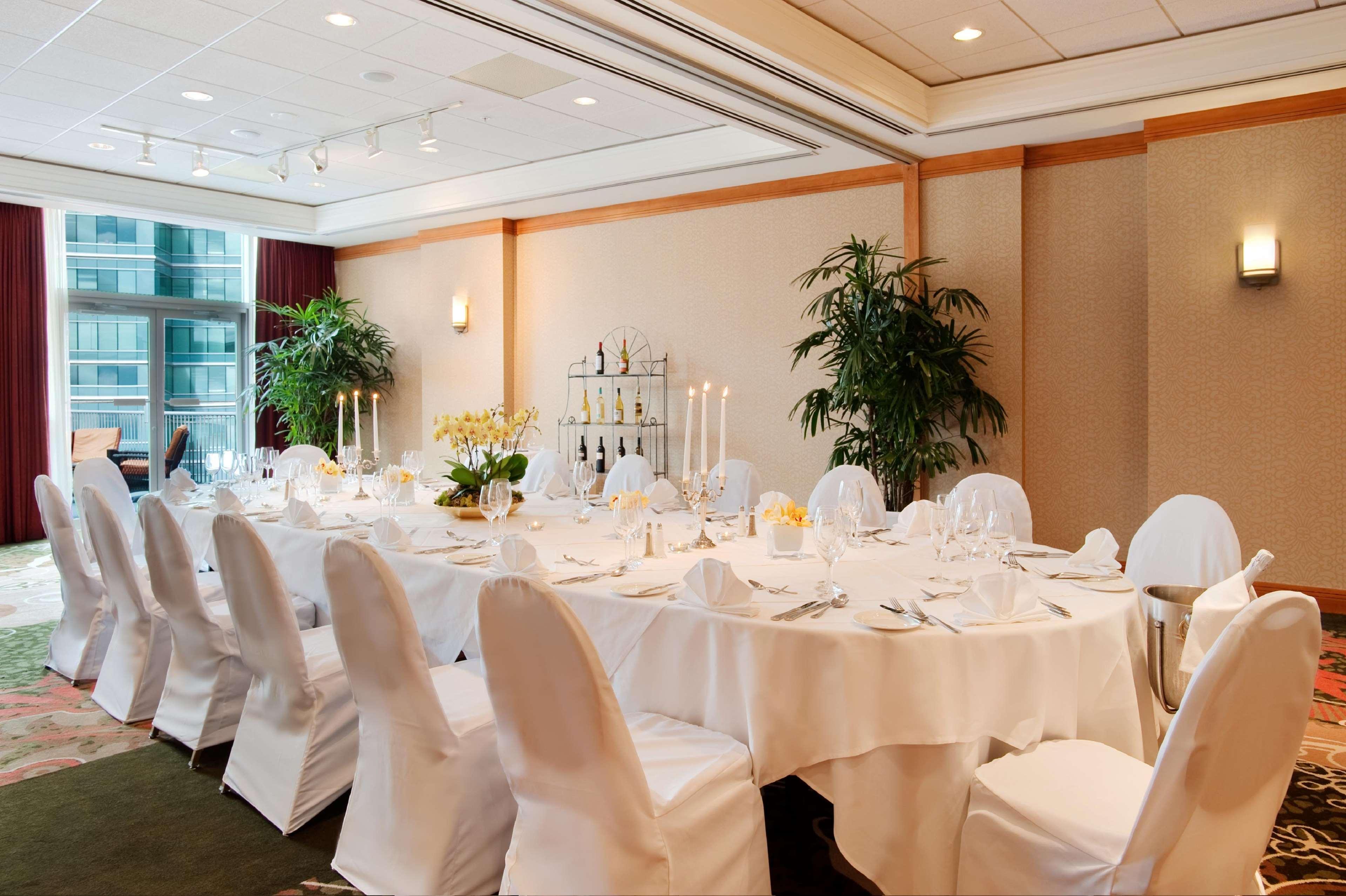 ฮิลตัน แวนคูเวอร์ เมโทรทาวน์ Hotel เบิร์นนาบี ภายนอก รูปภาพ