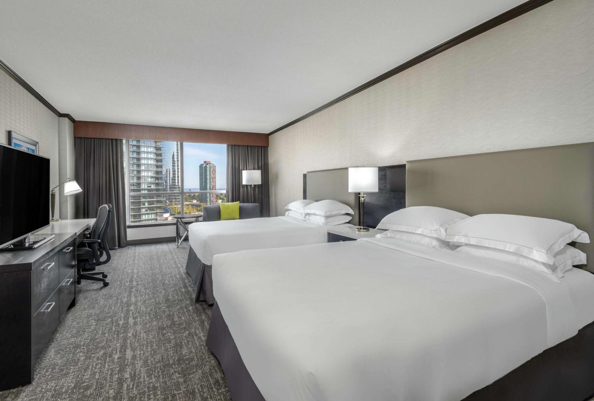 ฮิลตัน แวนคูเวอร์ เมโทรทาวน์ Hotel เบิร์นนาบี ภายนอก รูปภาพ