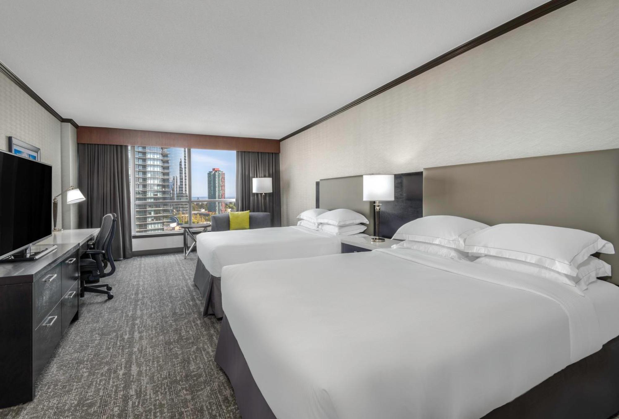 ฮิลตัน แวนคูเวอร์ เมโทรทาวน์ Hotel เบิร์นนาบี ภายนอก รูปภาพ