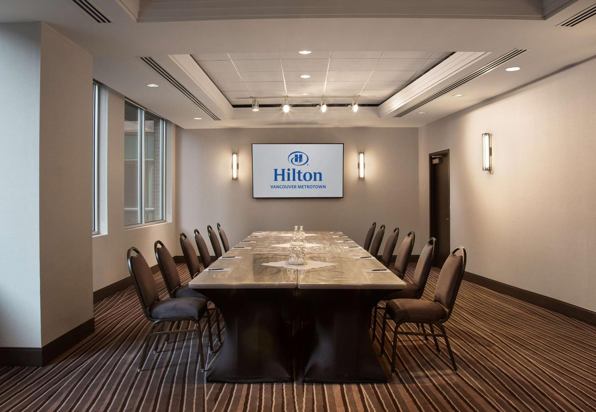 ฮิลตัน แวนคูเวอร์ เมโทรทาวน์ Hotel เบิร์นนาบี ภายนอก รูปภาพ