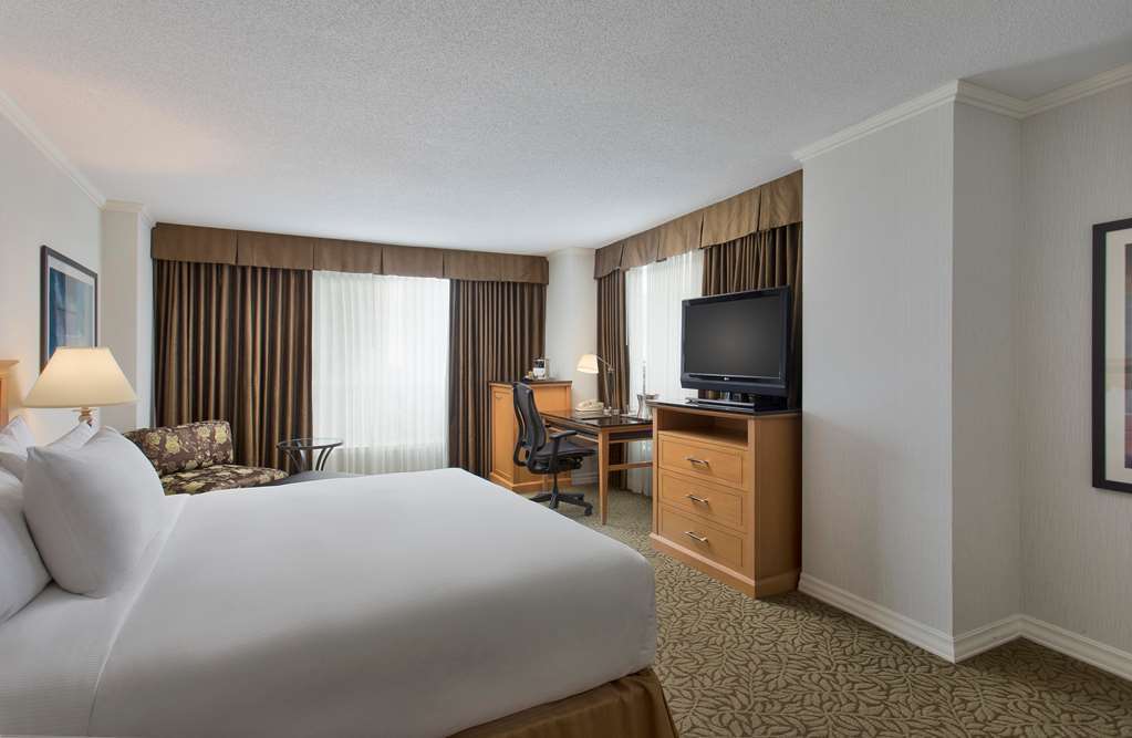 ฮิลตัน แวนคูเวอร์ เมโทรทาวน์ Hotel เบิร์นนาบี ภายนอก รูปภาพ