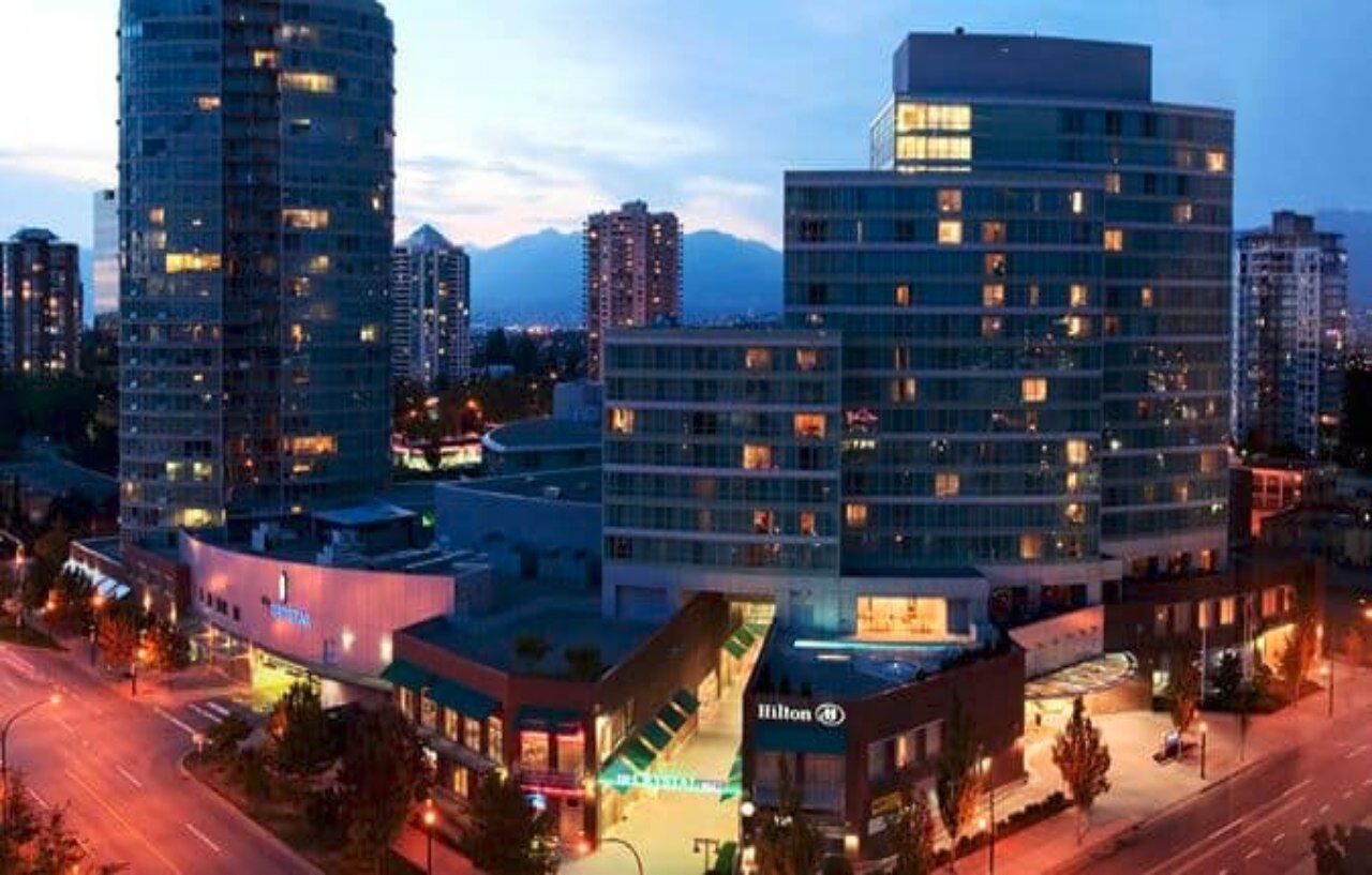 ฮิลตัน แวนคูเวอร์ เมโทรทาวน์ Hotel เบิร์นนาบี ภายนอก รูปภาพ